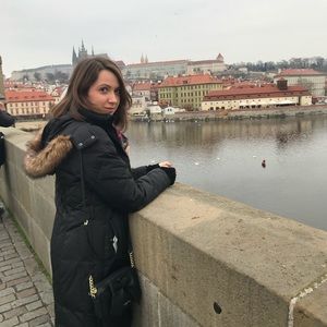 Meet your Posher, Sydney